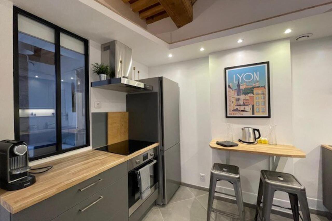 Le Petit St Pierre Charmant 2 Pers Valmy Lyon Exteriör bild