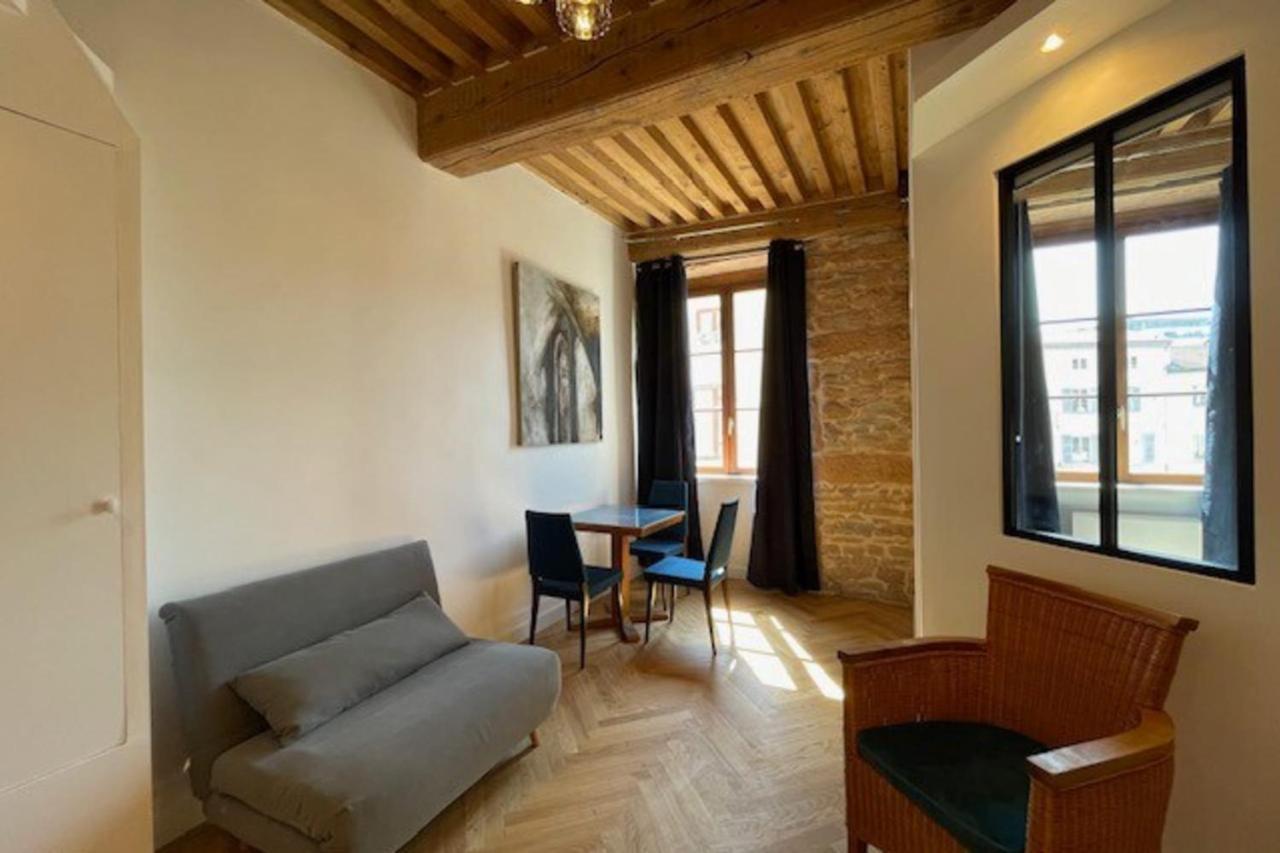 Le Petit St Pierre Charmant 2 Pers Valmy Lyon Exteriör bild