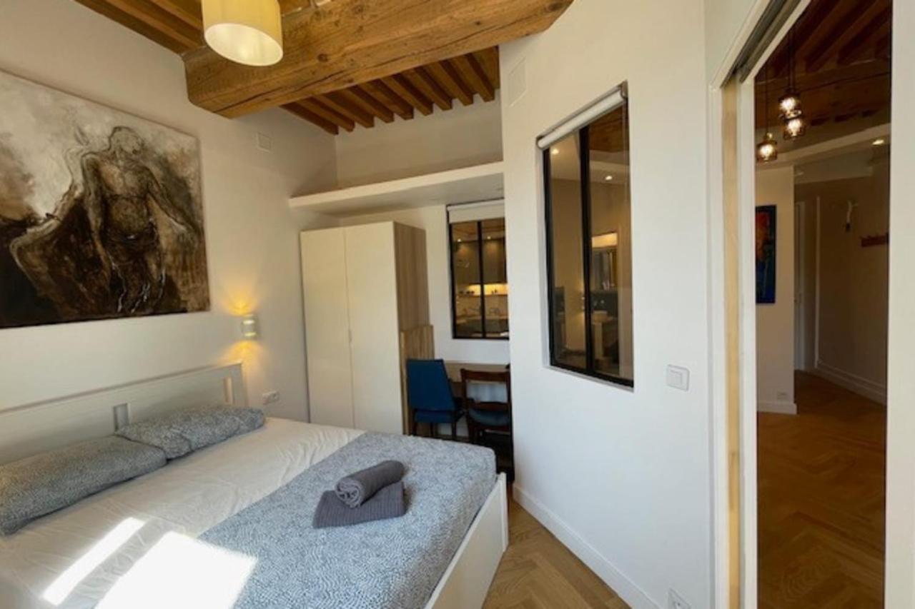 Le Petit St Pierre Charmant 2 Pers Valmy Lyon Exteriör bild